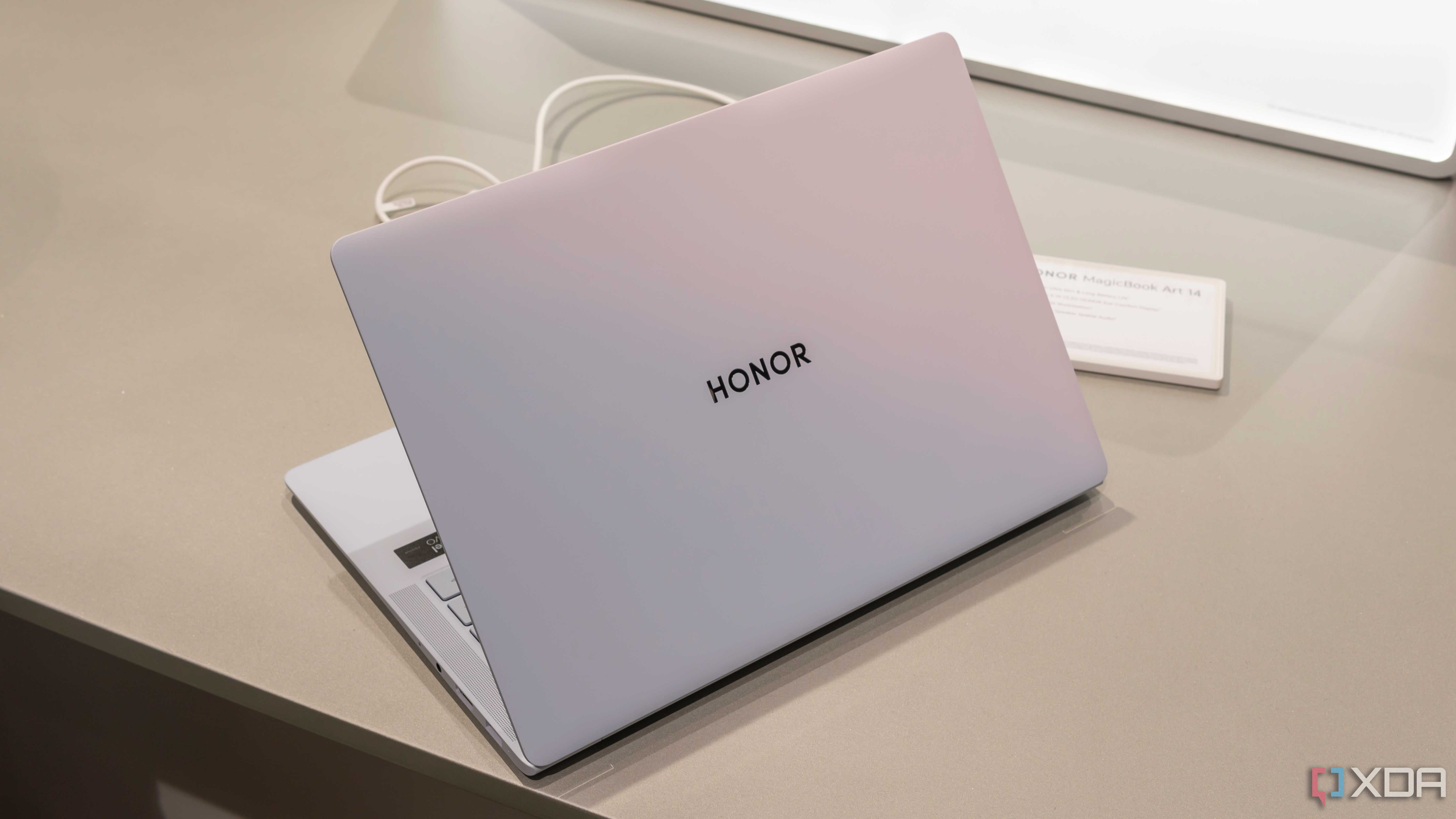 Angled rear view of the Honor MagicBook Art 14
