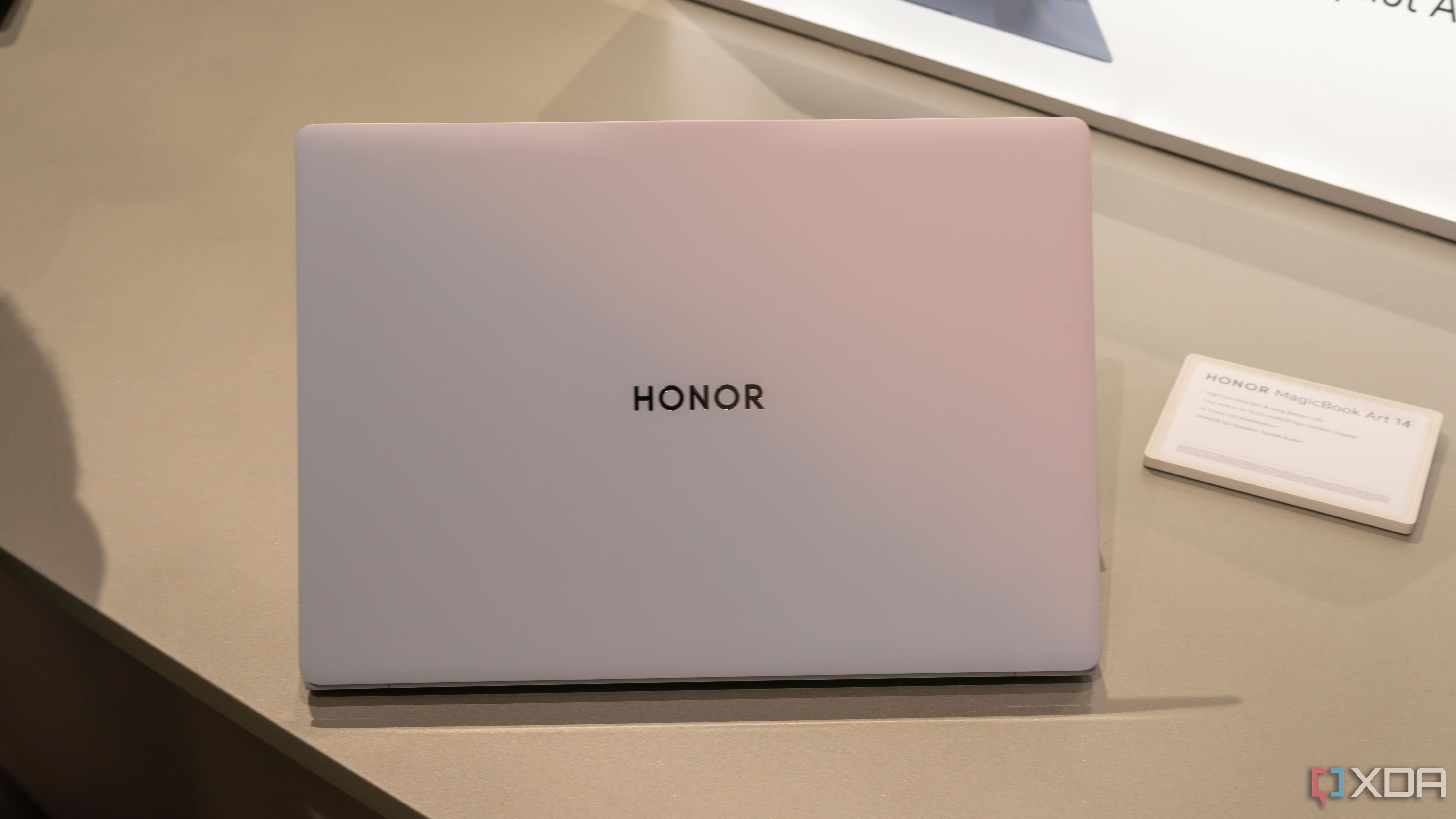 【Supriyadi】HONOR Magicbook X14(2023) HONOR MagicBook X 14 2023: Powerfully Compact - HONOR Global