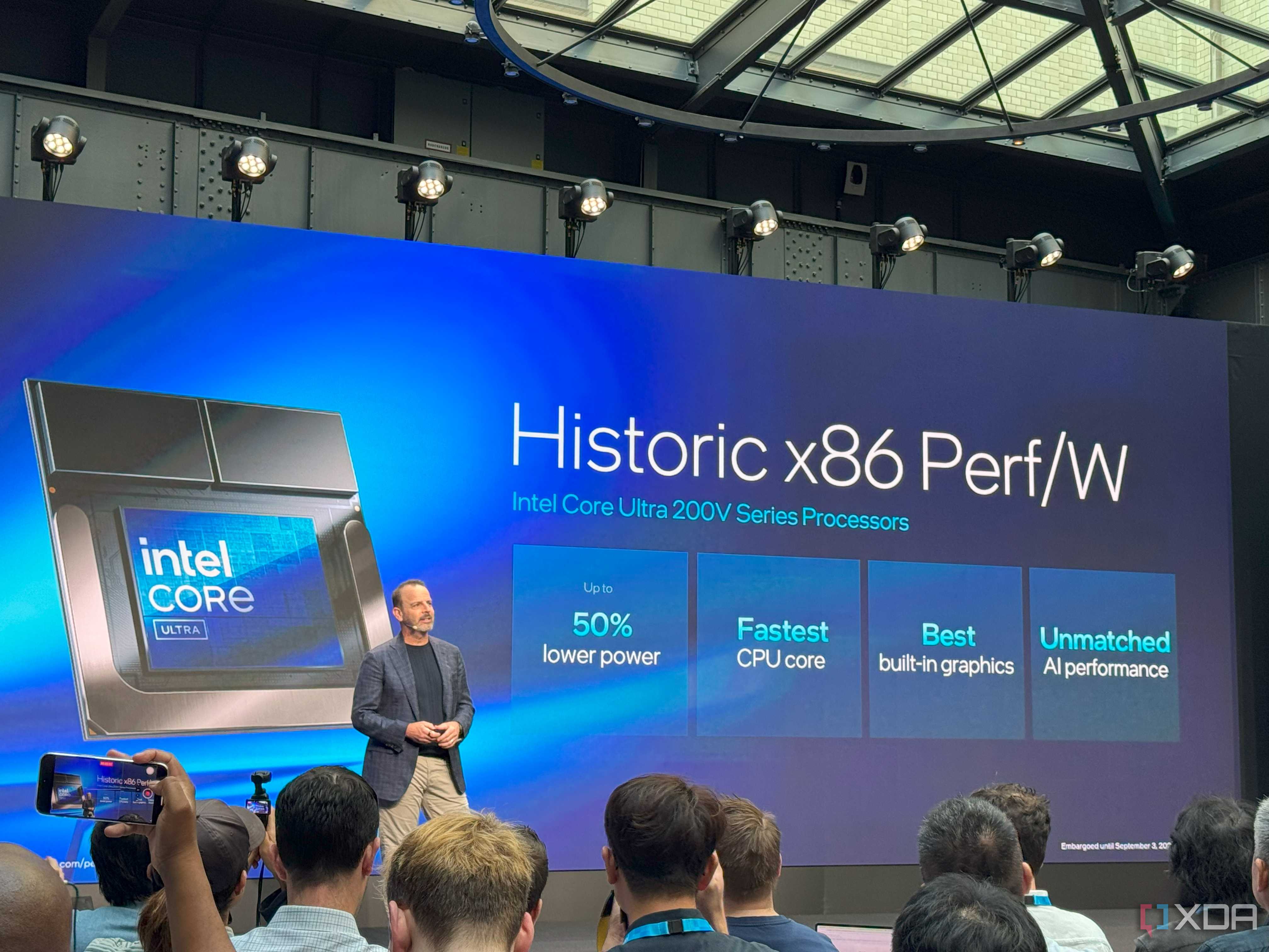 Intel Core Ultra Series 2 (9)