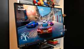 Side shot of Forza Horizon 5 on Lenovo Legion R25-30f