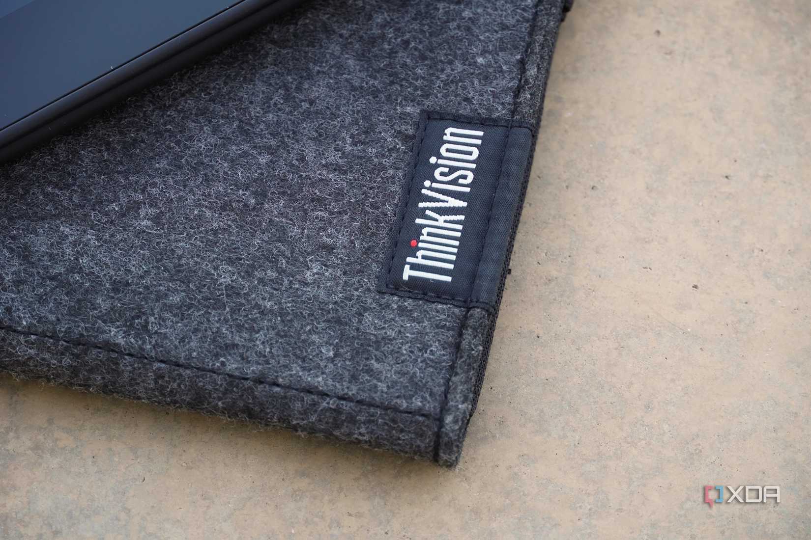 5 reasons the Lenovo ThinkVision M14t is the last portable monitor you ...