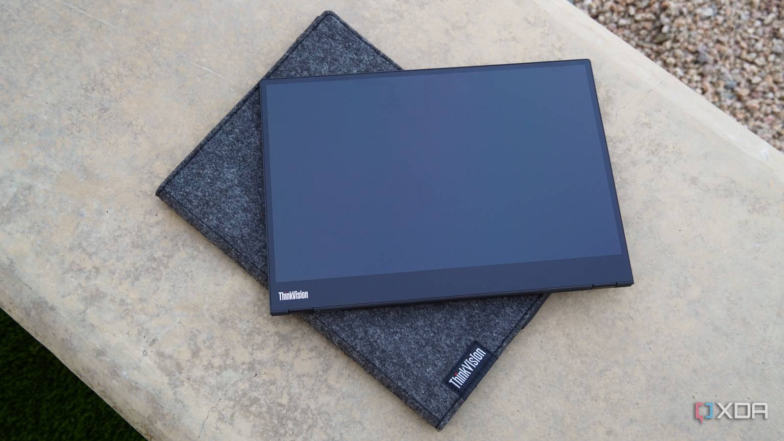 Lenovo ThinkVision M14t review: The only touchscreen portable 