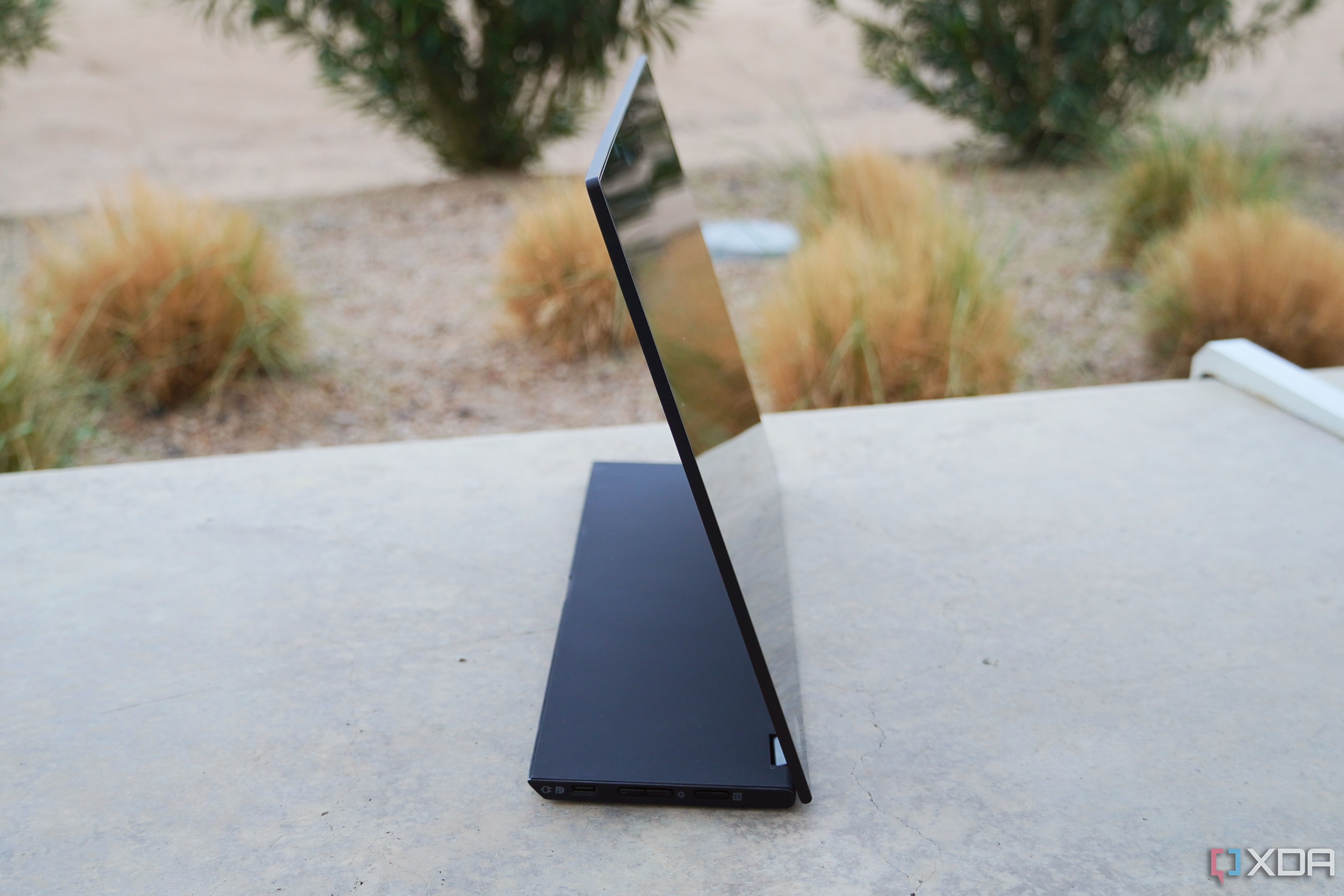 Lenovo ThinkVision M14t review: The only touchscreen portable