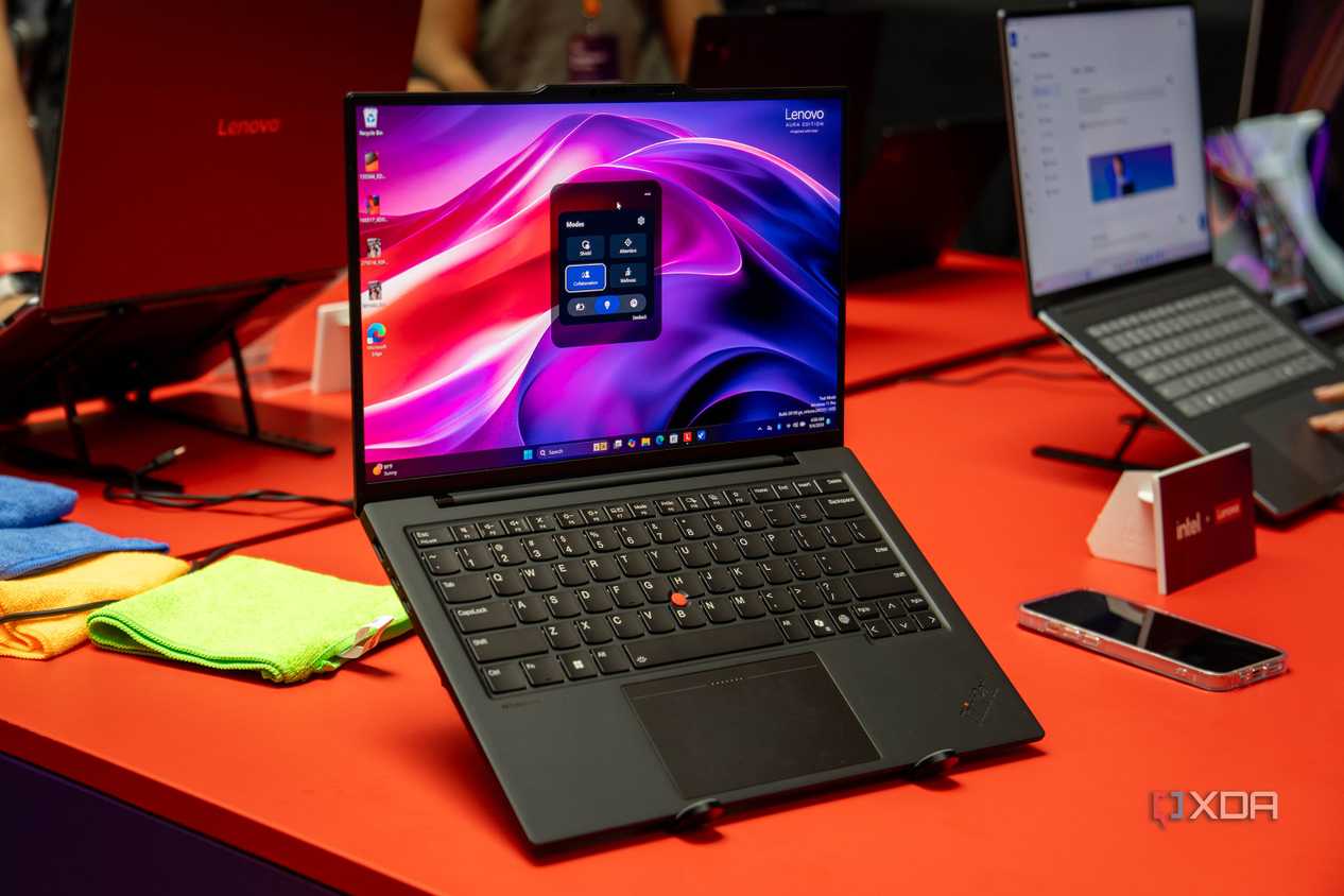 Lenovo ThinkPad X1 Carbon Gen 13 Aura Edition-5