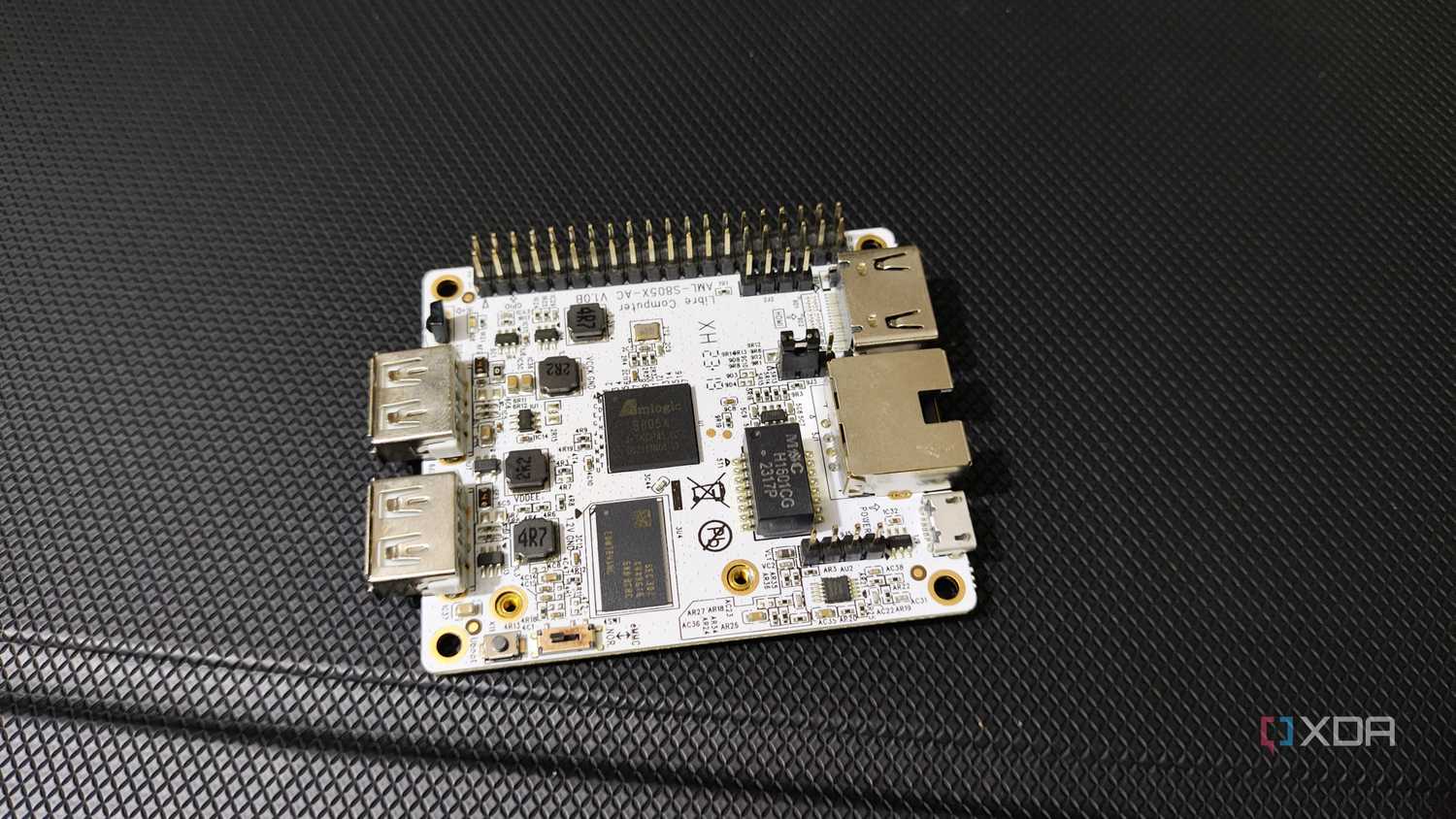 A Libre Computer La Frite AML-S805X-AC SBC