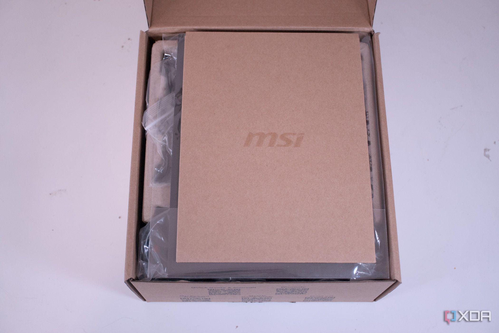 MSI Cubi NUC 1M