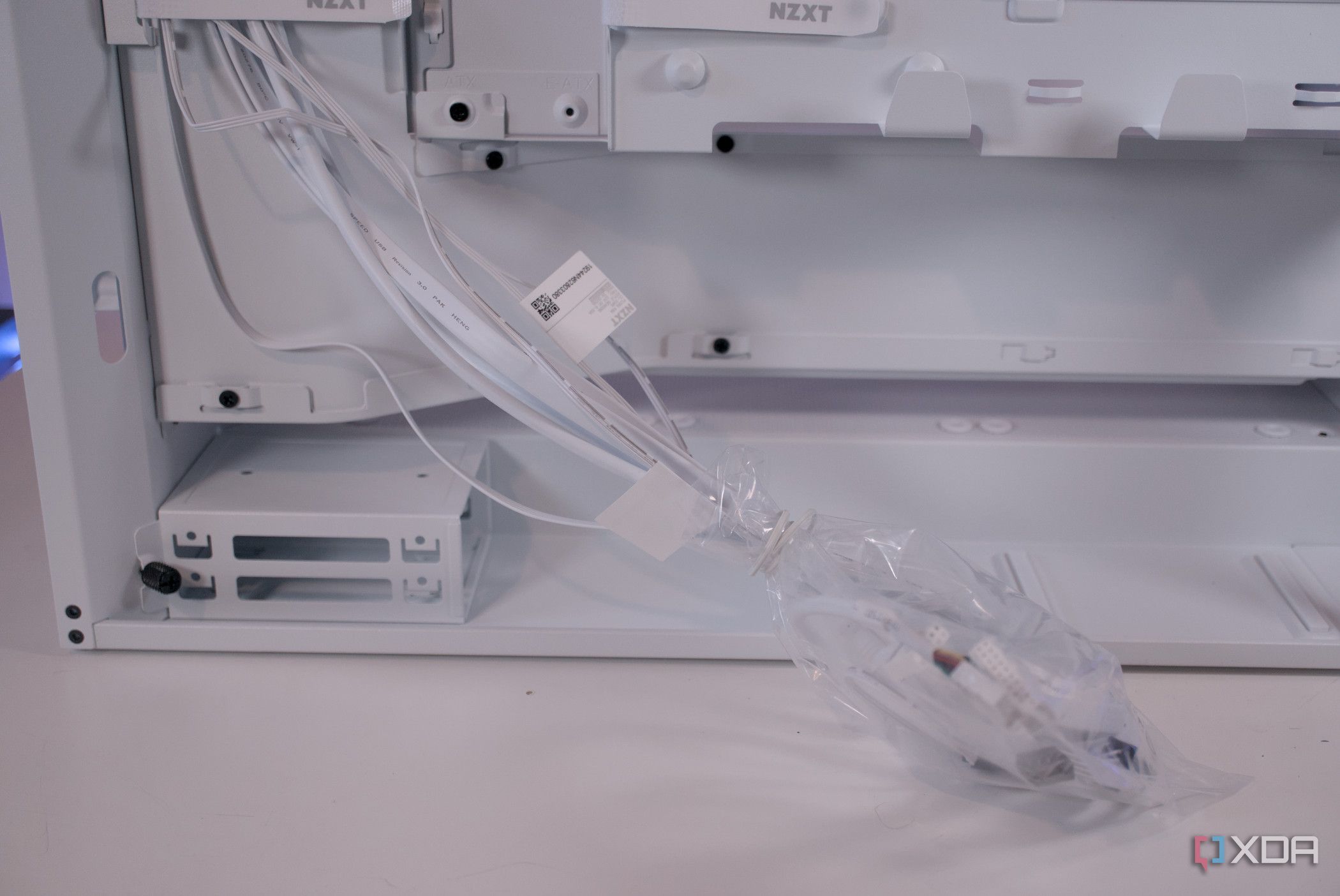 NZXT H7 Flow (2024) cables