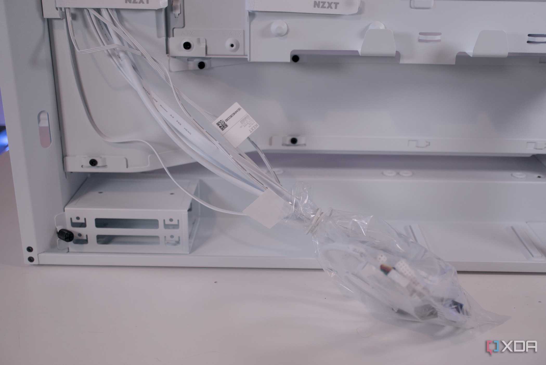 NZXT H7 Flow (2024) cables