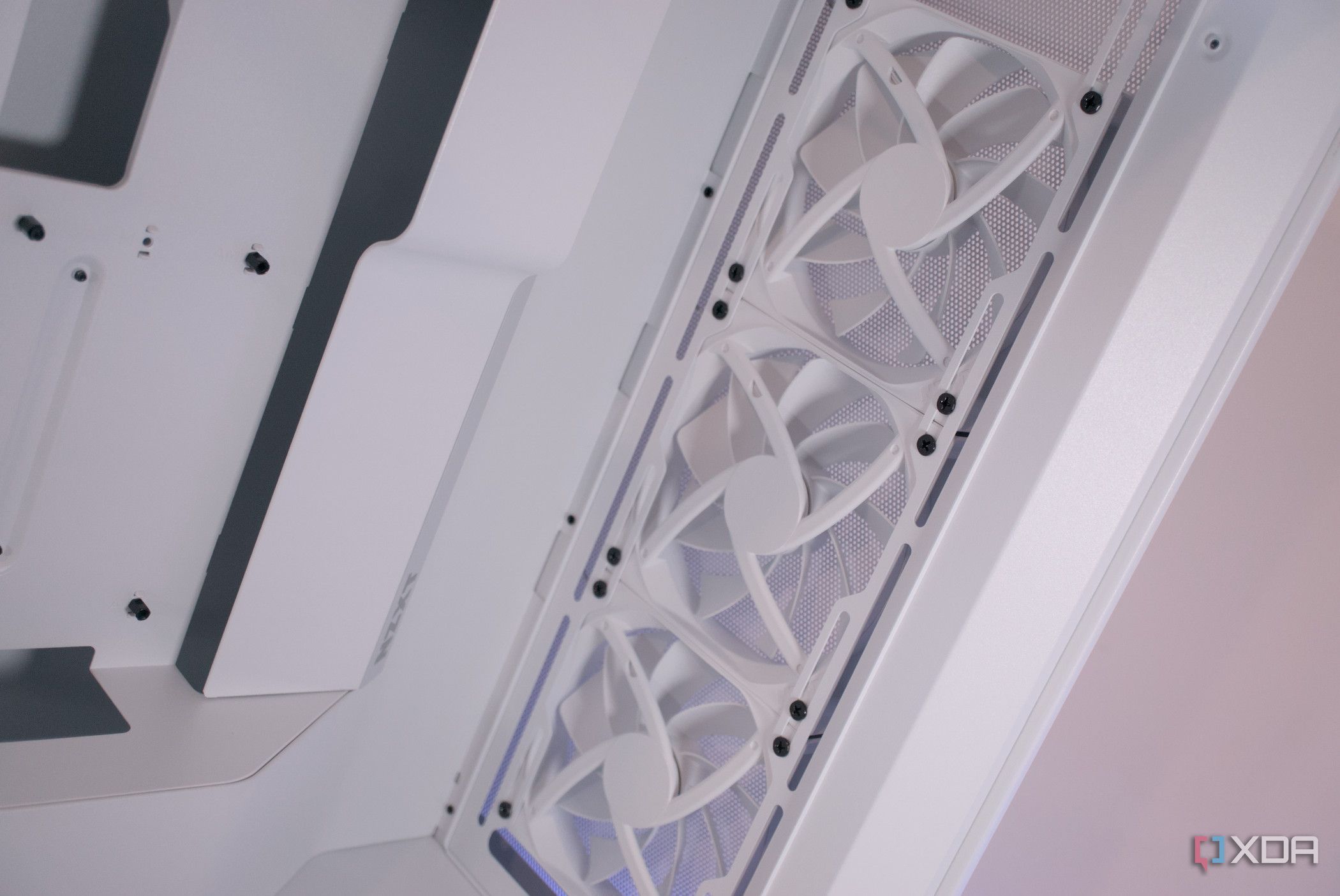 NZXT H7 Flow (2024)