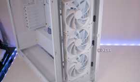 NZXT H7 Flow (2024)
