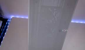 NZXT H7 Flow (2024) front panel