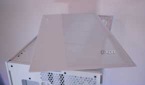 NZXT H7 Flow (2024)