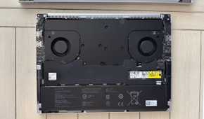 razer blade 14 2024 with bottom panel off