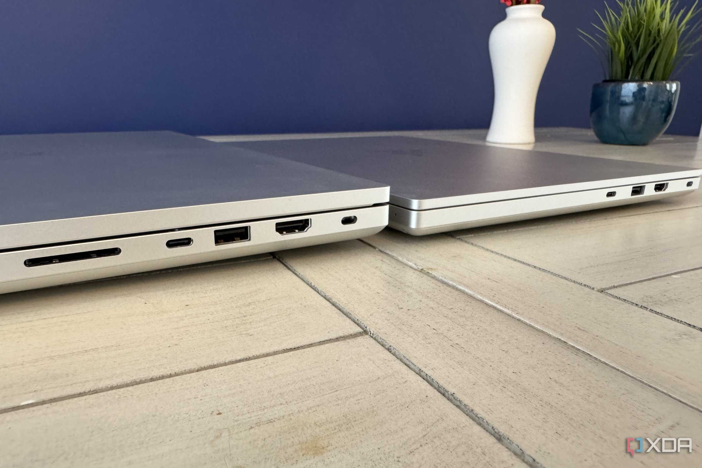 razer blade 14 and razer blade 18 showing the right hand side ports