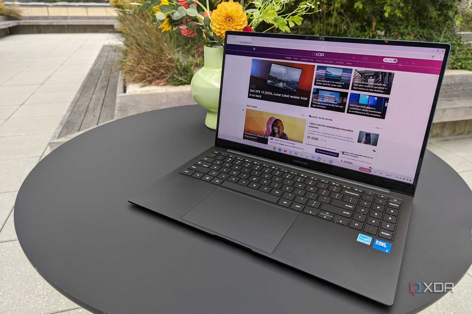 Samsung Galaxy Chromebook showing a webpage.