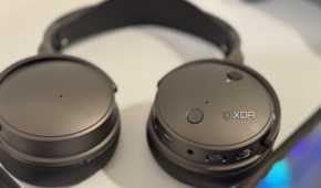 audeze maxwell laid flat on top of a pc chassis