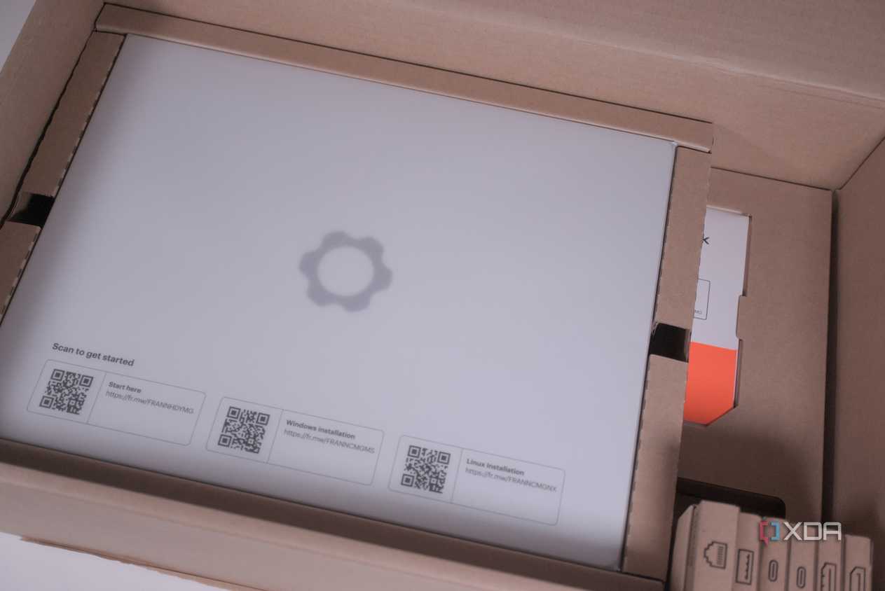 Unboxing the Framework Laptop 13 AMD
