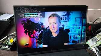 Streaming a YouTube video on FydeOS