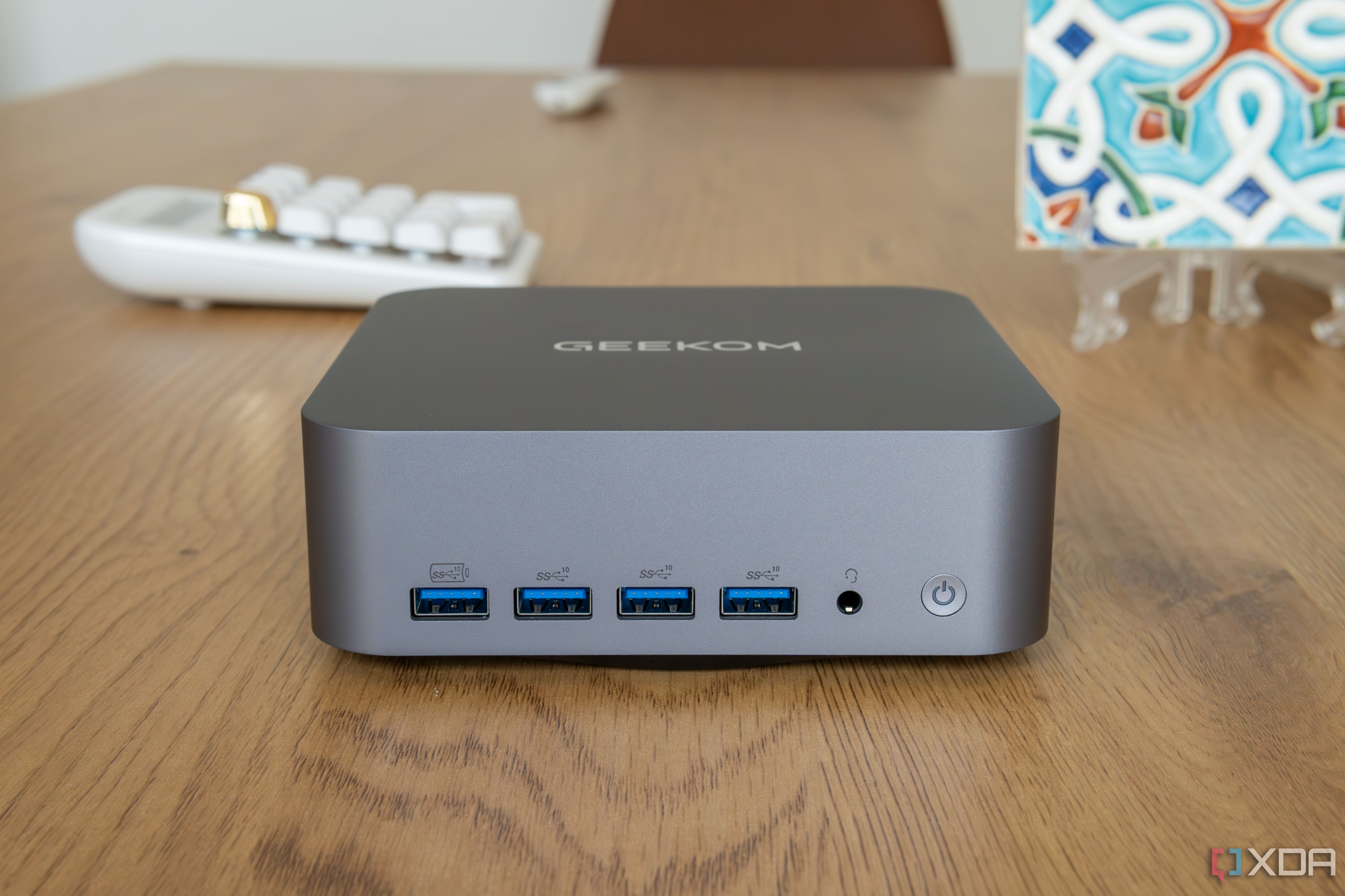 GEEKOM ミニ pc GT SERIES MEGA 第14世代 GEEKOM ミニ pc GT SERIES MEGA 第14世代 Amazon.com: GEEKOM GT1 Mega