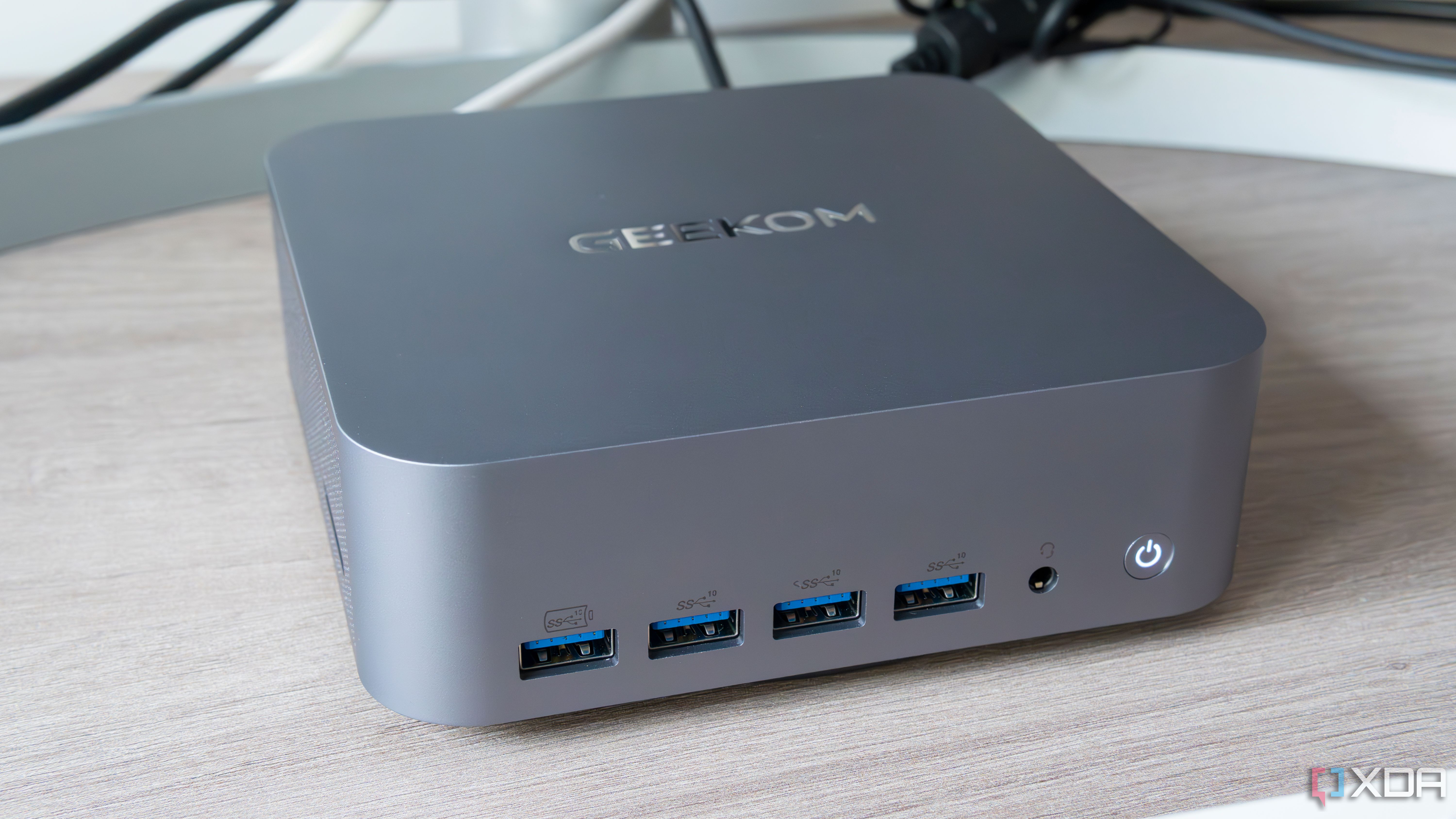Geekom GT1 Mega-18