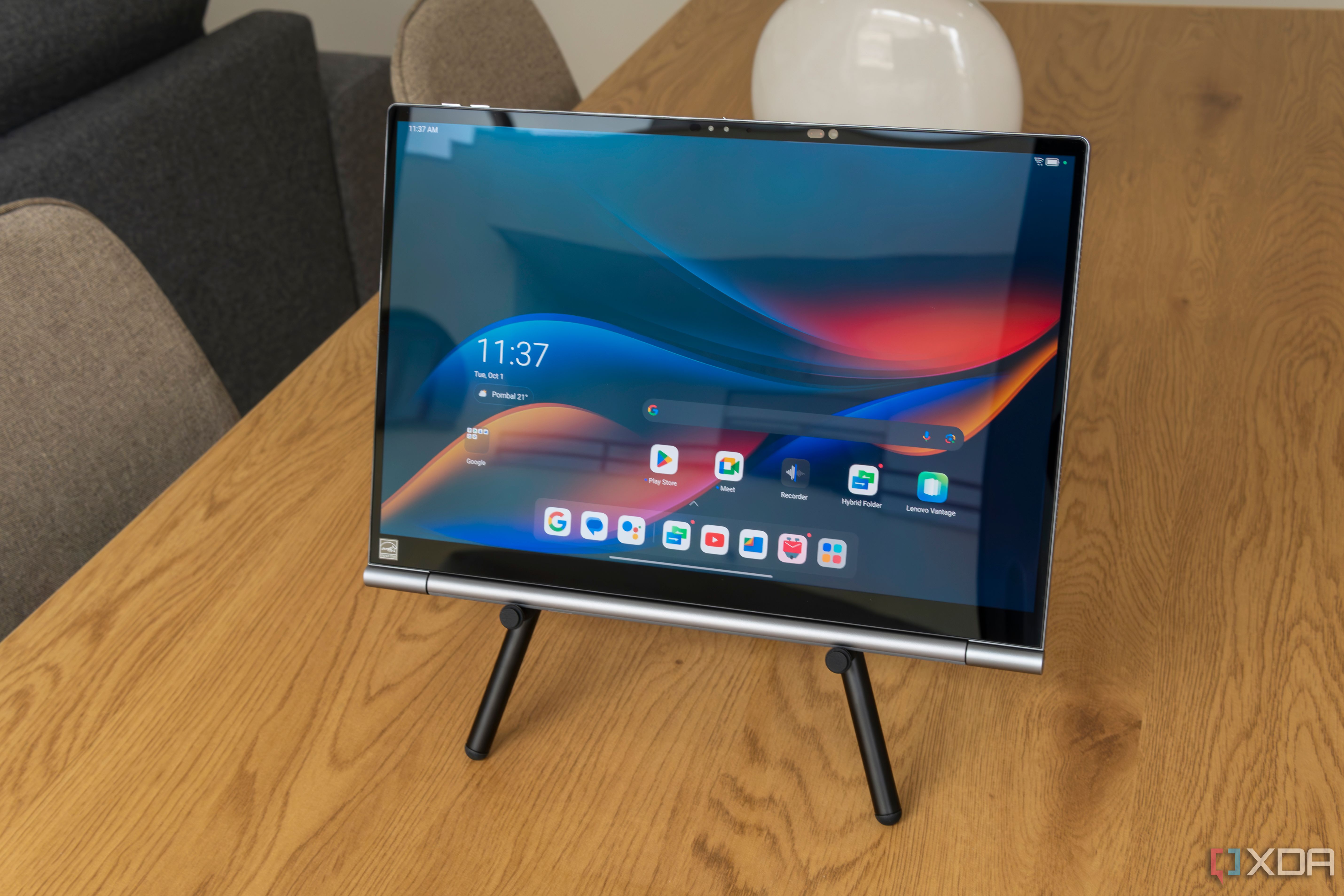 A Lenovo ThinkBook Plus Gen 5 Hybrid Tab showing the Android home screen