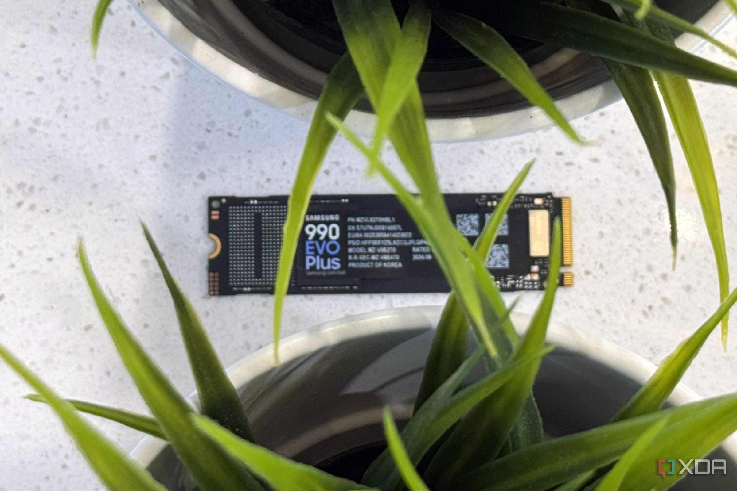 samsung 990 evo plus ssd with two floors