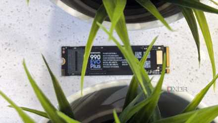 samsung 990 evo plus ssd with two floors