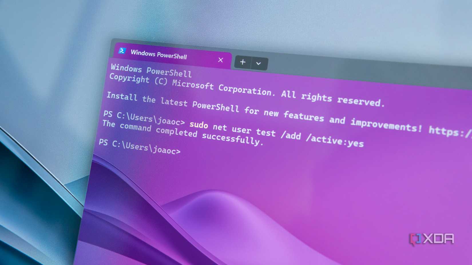 3 of the biggest differences between Command Prompt and PowerShell