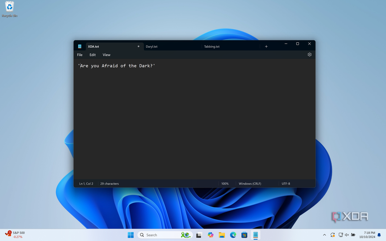 Using Dark Mode in Windows Notepad