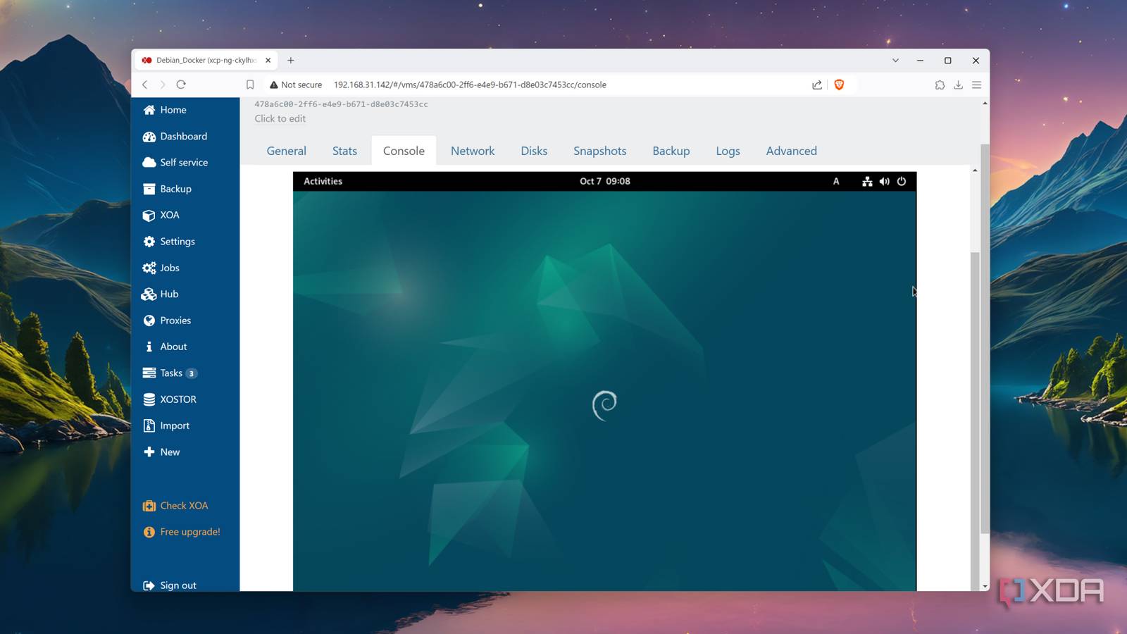 Running Debian inside XCP-ng