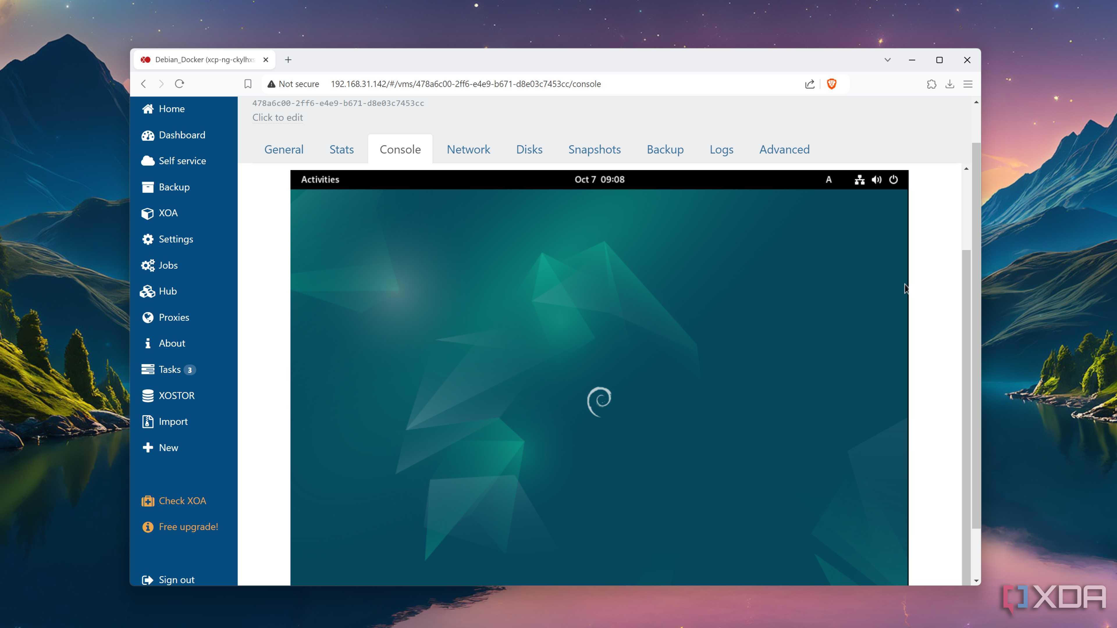 Running Debian inside XCP-ng