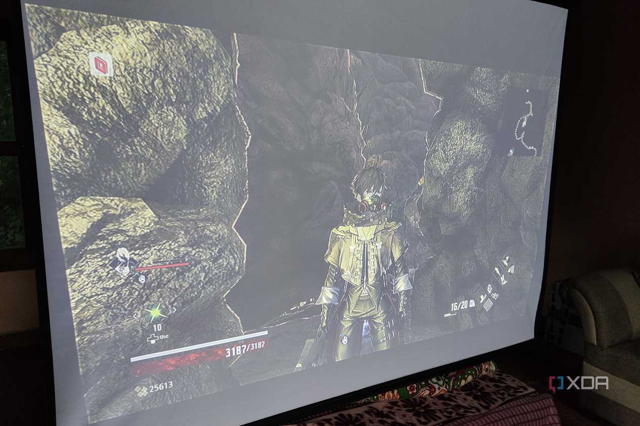 Running Code Vein on a Yaber K3 projector