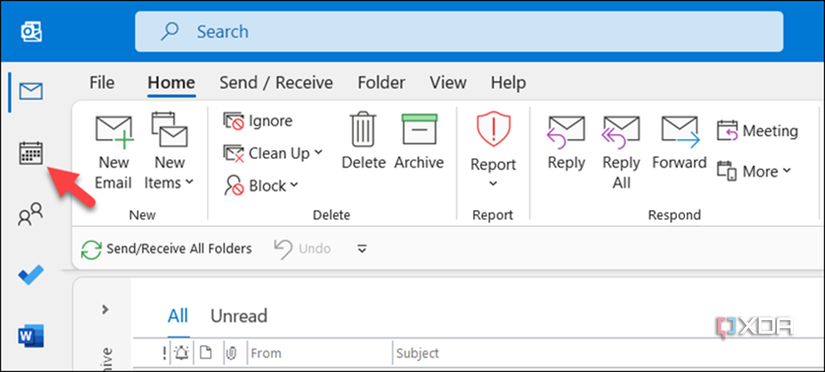Screenshot of clicking the Calendar button in Outlook 365 to get started sharing your calendar