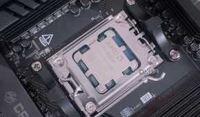 AMD Ryzen 7 9800X3D