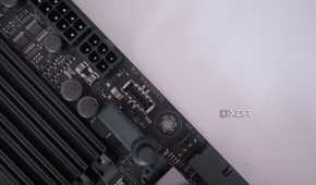 ASUS ROG Crosshair X670E Hero USB-C port