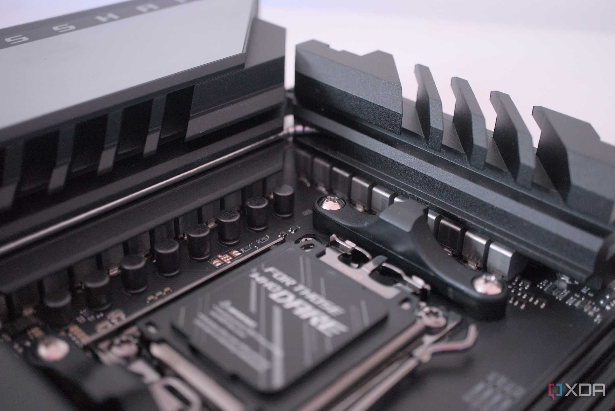 ASUS ROG Crosshair X670E Hero VRM