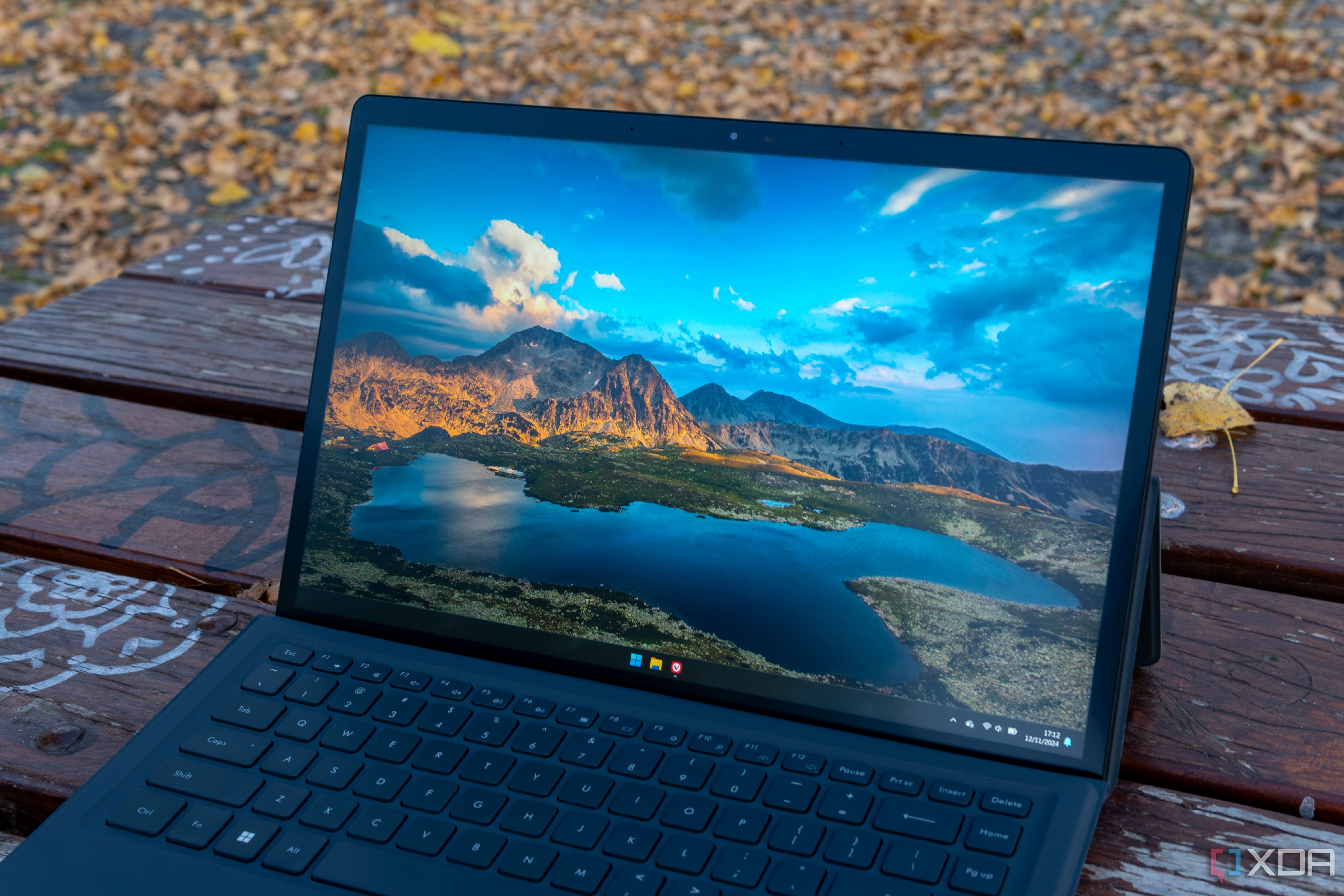 Minisforum V3 review: The Surface Pro has nothing to worry about (yet)