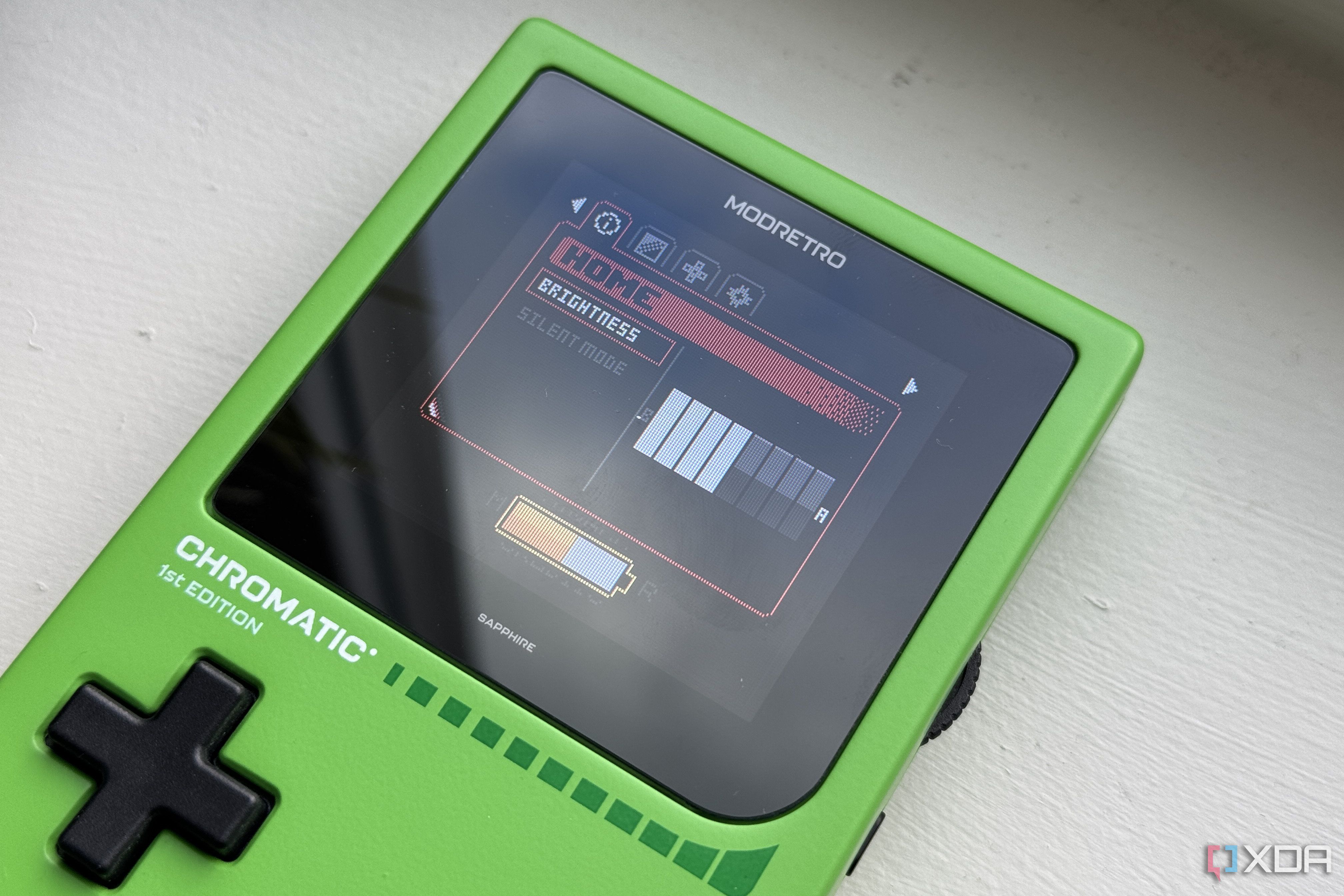 modretro chromatic in leaf color showing the brightness settings