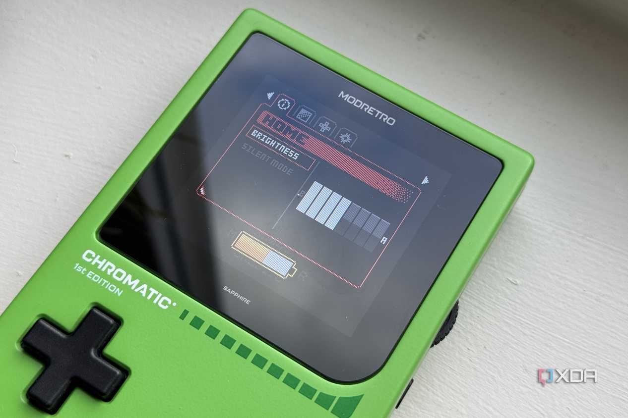 modretro chromatic in leaf color showing the brightness settings