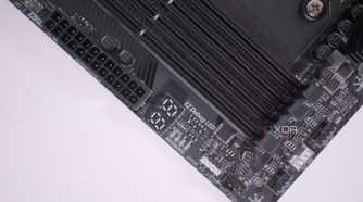 MSI MPG X870E Carbon WiFi debug LED