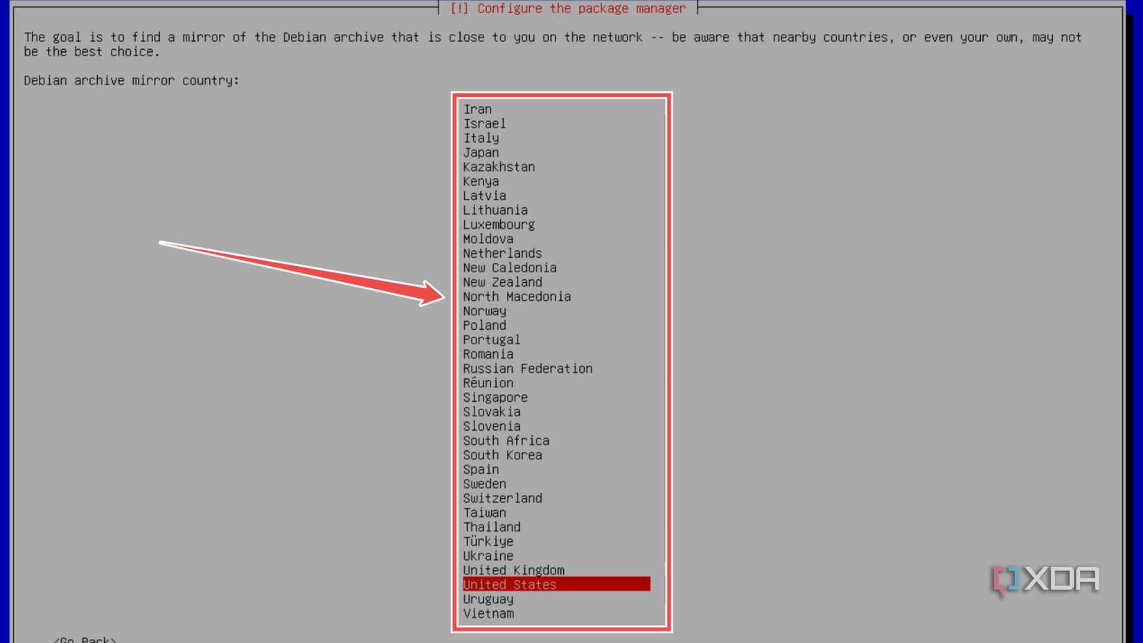 Picking the Debian Mirror in the OMV setup wizard