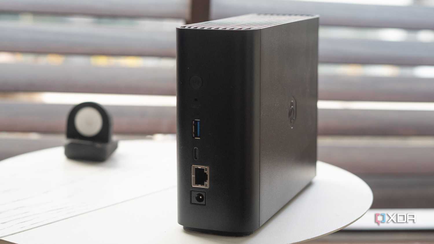 Picture of Synology BeeStation showing ports on a table