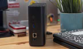 Picture of Synology BeeStation showing port selection