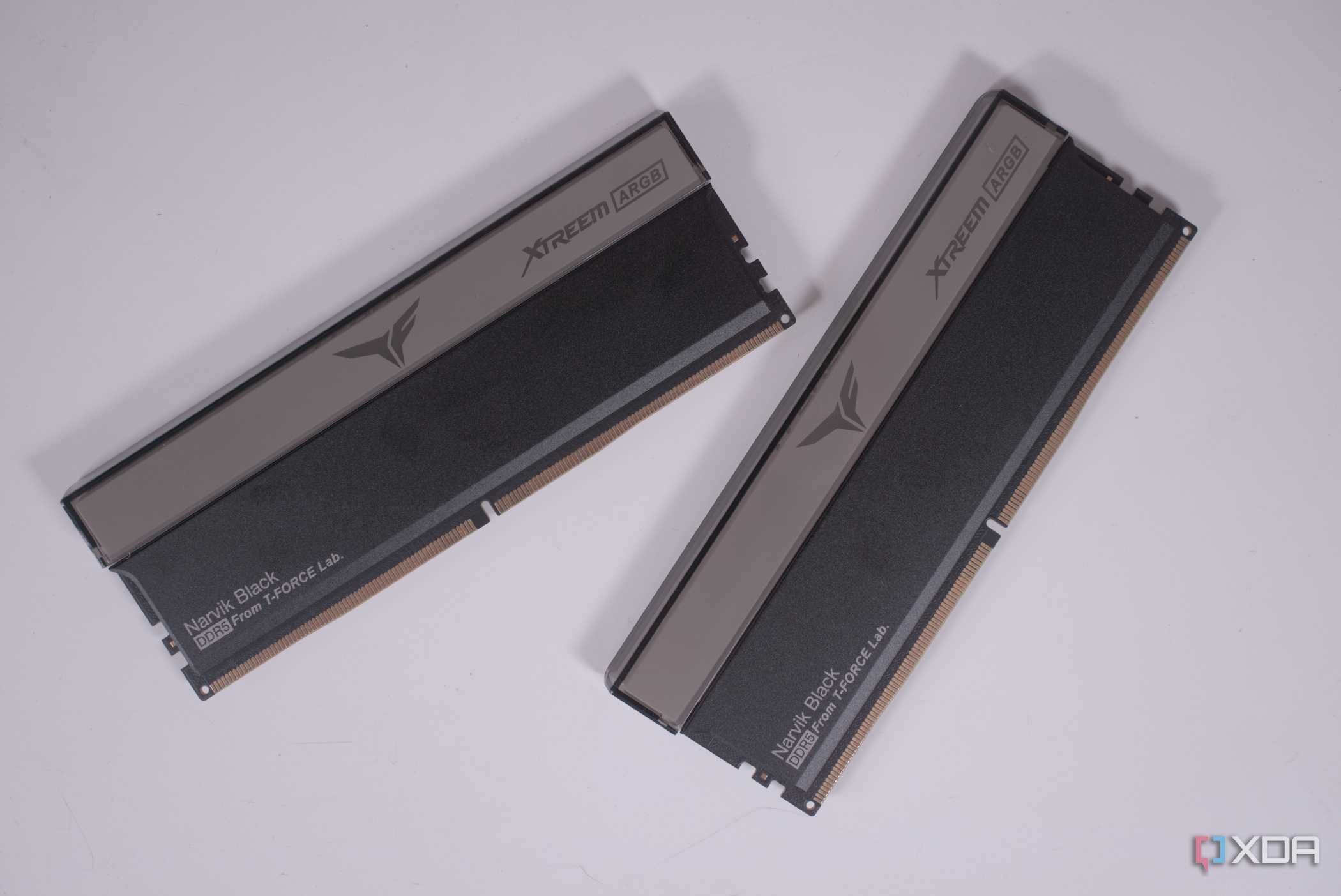 TeamGroup T-FORCE XTREE ARGB DDR5 top