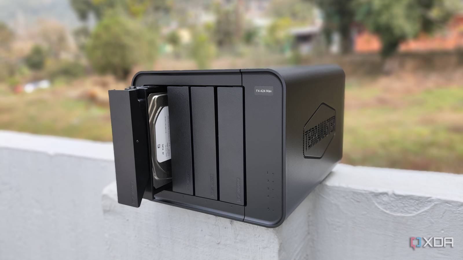 I ran a local LLM entirely off a NAS, and it turned my storage box into an ...