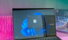 A Windows 11 laptop running Snipping Tool