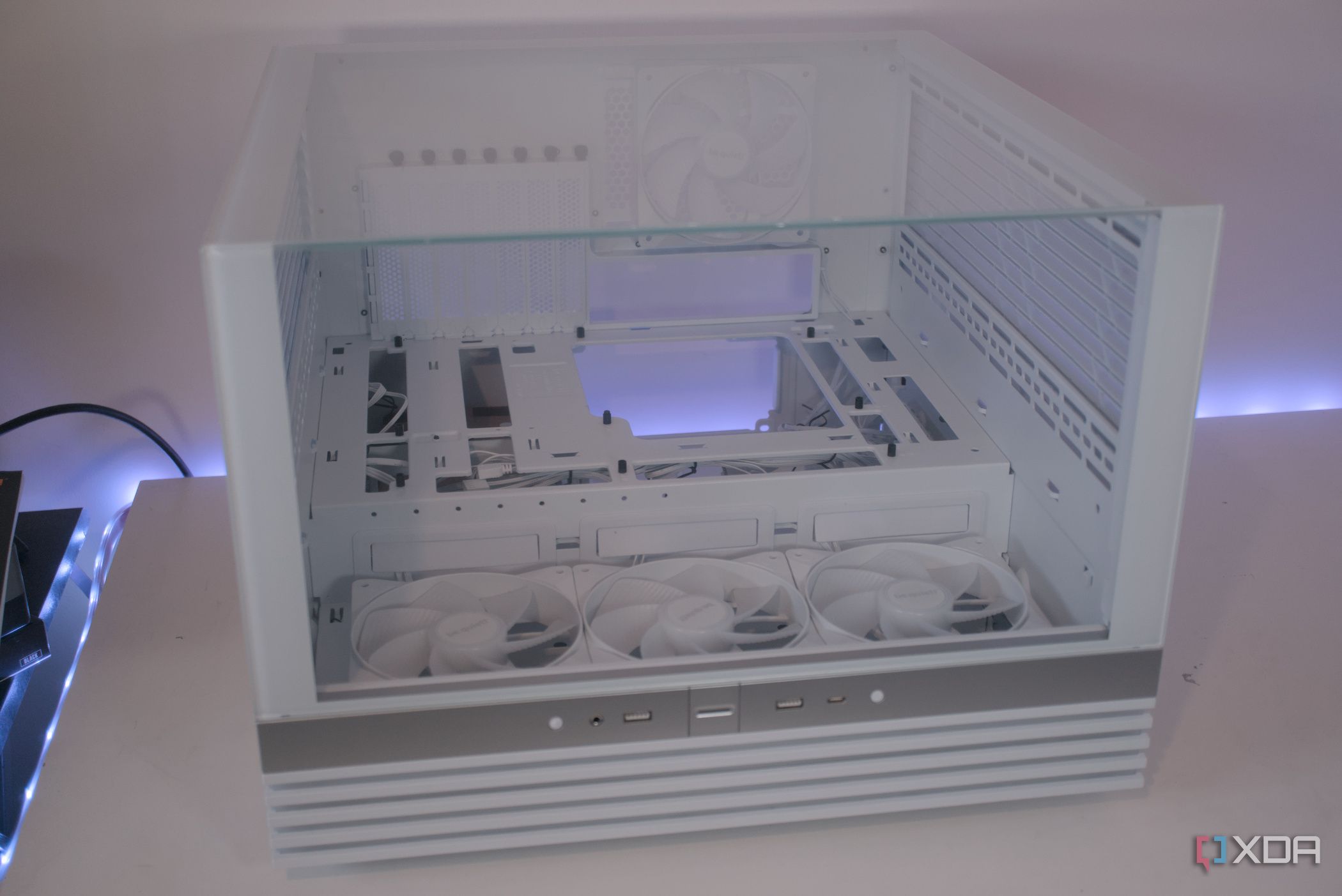 be quiet! Light Base 600 LX