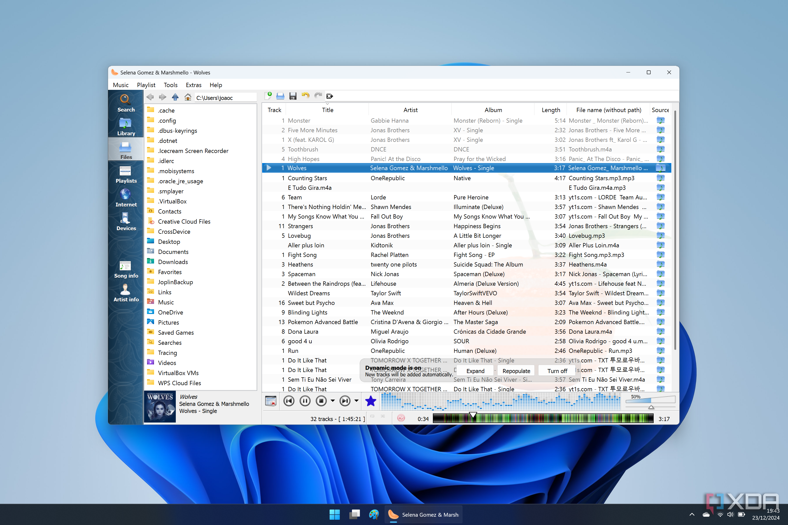 Screenshot of Clementine on Windows 11 with a large playlist loaded and a list of folders on the PC shown on the left side