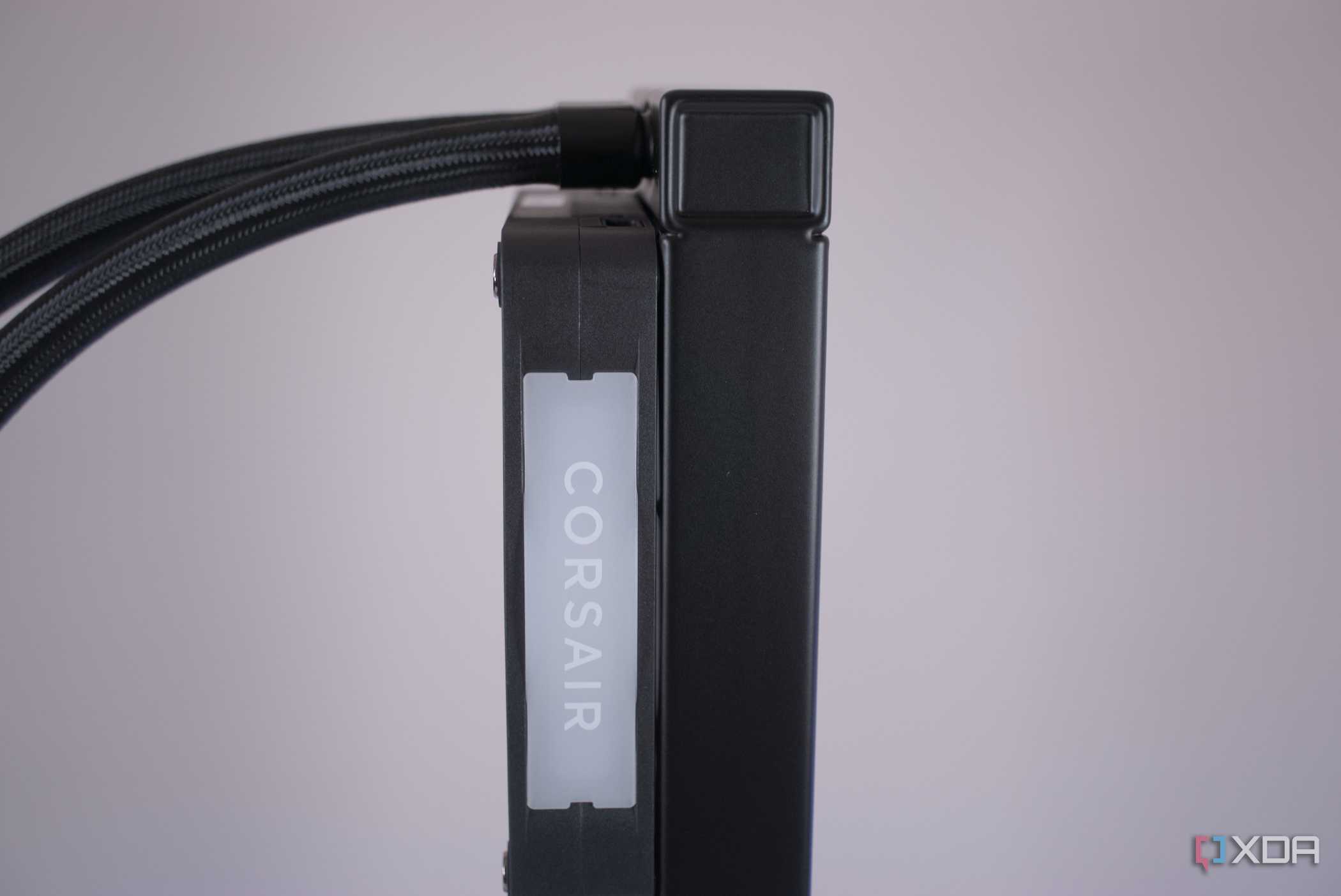 Corsair iCUE Link Titan 360 RX RGB side profile