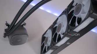 Corsair iCUE Link Titan 360 RX RGB vertical